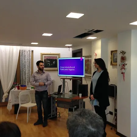 Le Mediterranee לינה וארוחת בוקר 3*