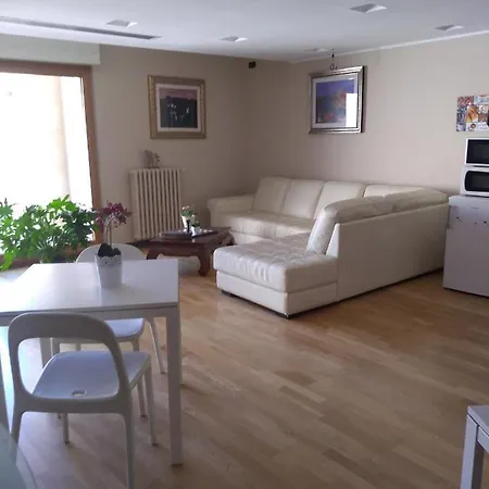 Le Mediterranee Bed & Breakfast 3*